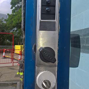 Gate lock services in La Habra